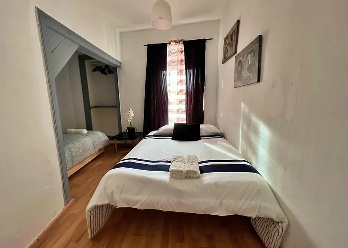 1 Floor Centre Sulemange Aparthotel